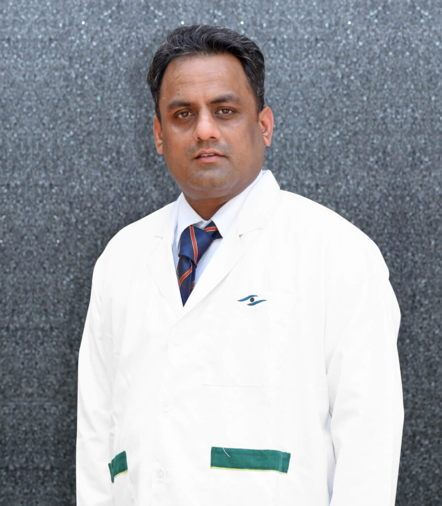Dr. (Lt. Col) Abhinav Singh, Cataract